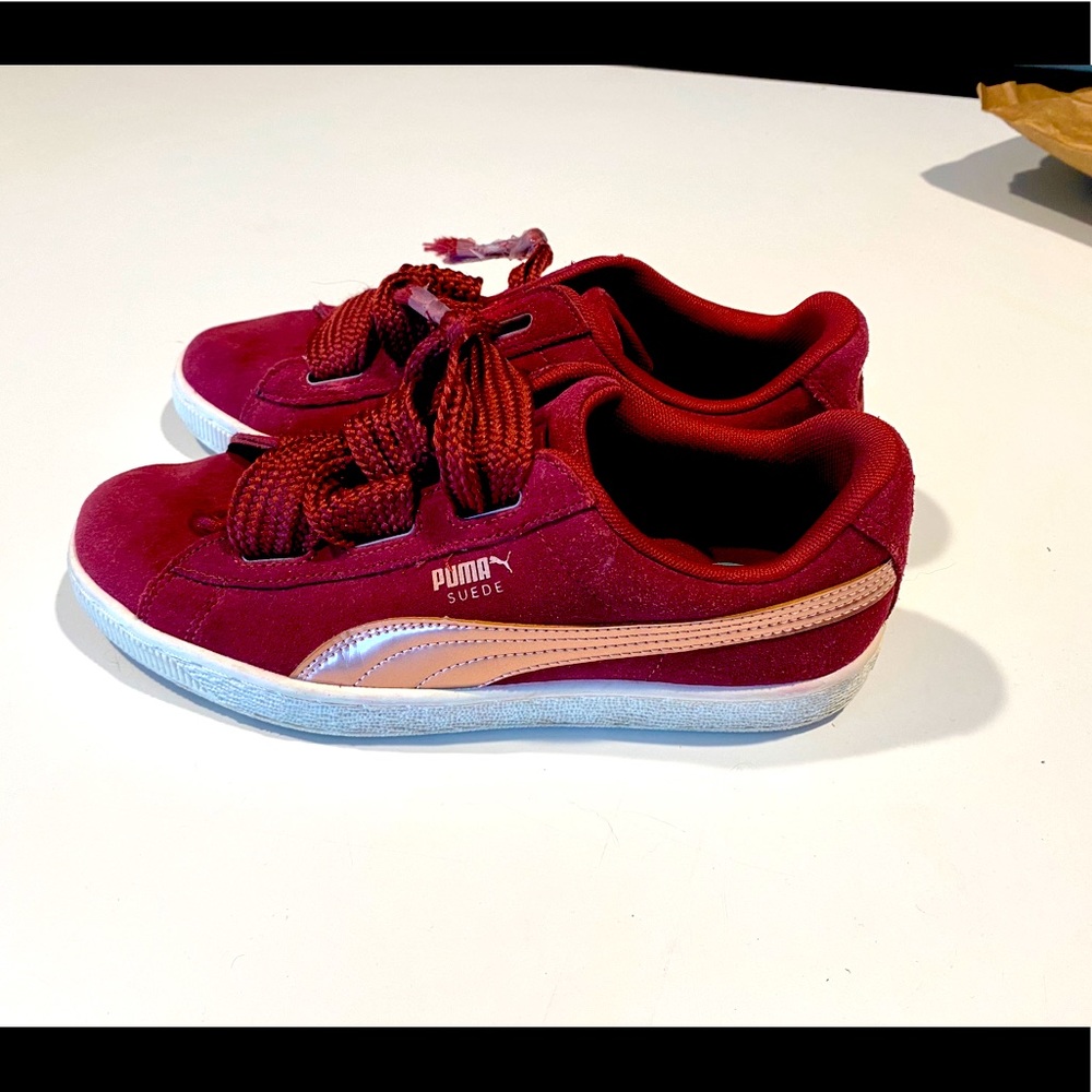 GOOD condition mens maroon Puma Sneakers